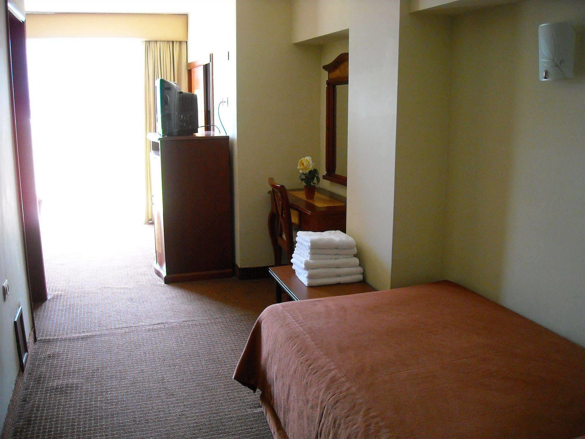 Continental Hotel 3*